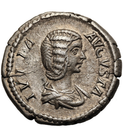 Roman Empire. Julia Domna, Augusta 193-217 AD. AR Denarius 210 AD, Rome Mint - VENVS VICTRIX