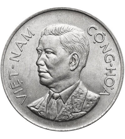 South Vietnam, Ngô Đình Diệm (1955–1963). 50 Su 1960