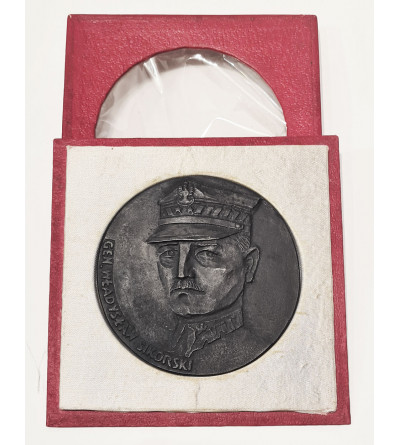Polska, PRL (1952–1989). Duży medal jednostronny, gen. Władysław Sikorski
