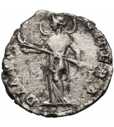 Roman Empire. Julia Domna, Augusta, 193-217 AD. Denarius, ca. 198-202 AD, DIANA LVCIFERA