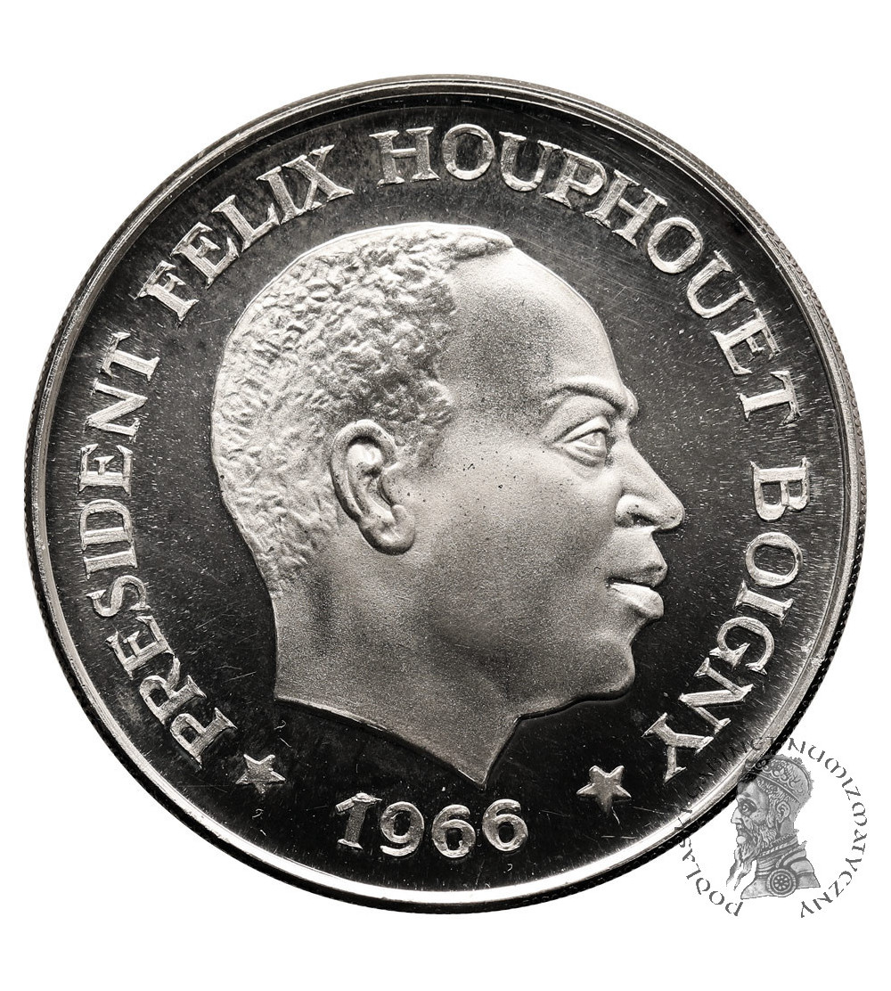 Ivory Coast. 10 Francs 1966, Félix Houphouët-Boigny