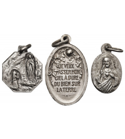 Europe. Set of three religious pendants with the Virgin Mary
