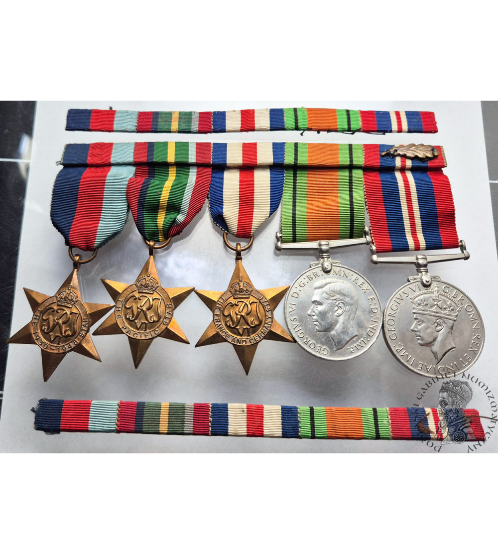 Great Britain, George VI (1936–1952). Set of five medals on a bar for World War II 1939-1945 Great Britain, George VI (1936–1952). Set of five medals on a bar for World War II 1939-1945