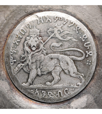 Ethiopia, Menelik II (1889-1913). Silver bowl / saucer with a 1 Birr coin, EE 1892 / 1900 AD
