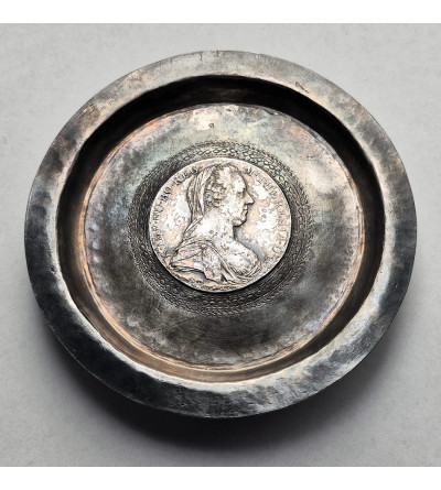 Austria, Maria Theresa (1740-1780). Silver bowl / saucer with a 1 Thaler coin 1780