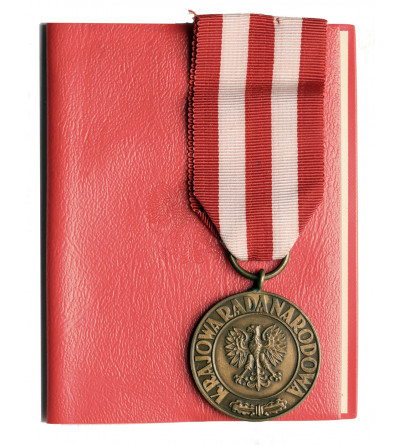 Polska. Medal Zwycięstwa i Wolności KRN 9.V.1945 (1987), legitymacja