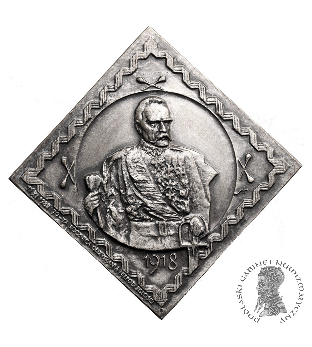 Poland, PRL (1952-1989). Klippe Medal 1988, 70th Anniversary of Regaining Independence, Józef Piłsudski Poland, PRL (1952-1989). Klippe Medal 1988, 70th Anniversary of Regaining Independence, Józef Piłsudski