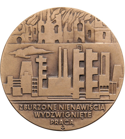 Polska, PRL (1952-1989). Medal 1985, Jasło 1365, ,,Zburzone nienawiścią, wydźwignięte pracą"