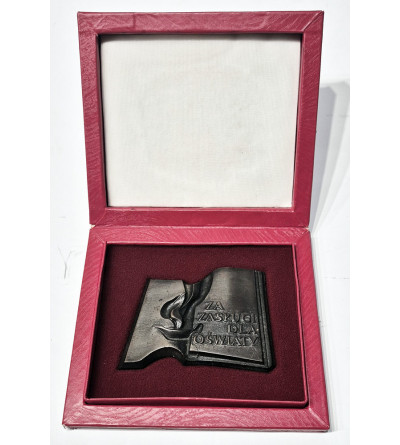 Poland, PRL (1952-1989). Uniface plaquette, “Kaganek Oświaty” (Torch of Education), For Services to Education