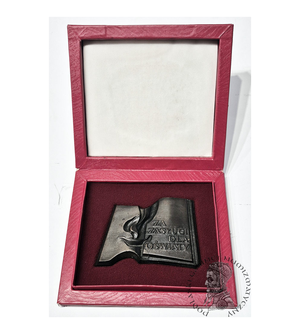 Polska, PRL (1952-1989). Plakieta jednostronna ,,Kaganek Oświaty", Za Zasługi dla Oświaty Polska, PRL (1952-1989). Plakieta jednostronna ,,Kaganek Oświaty", Za Zasługi dla Oświaty