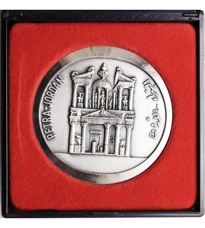 Jordania. Medal 1986 upamiętniający piękne miasto Petra, Ministerstwo Turystyki i Starożytności Jordanii