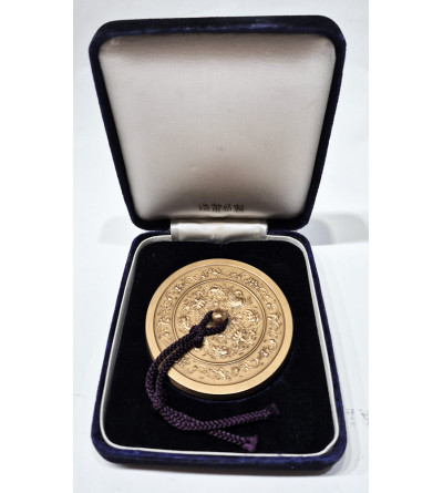 Japan. Medal from the Tokyo Mint in the form of a paperweight - Kokyo - Bunchin