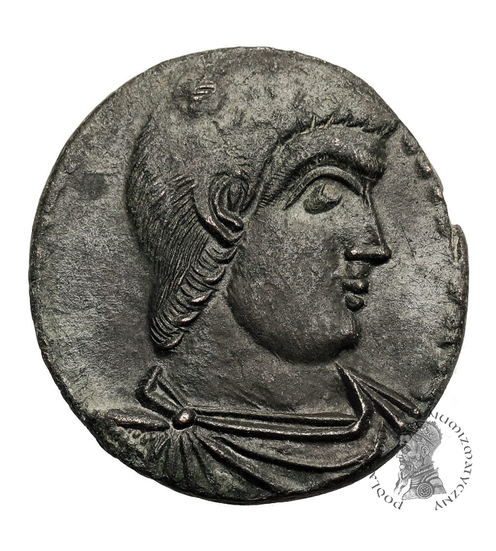 Roman Empire. Magnentius, 350-353 AD. AE Maiorina, ca. 353 AD, Amiens mint